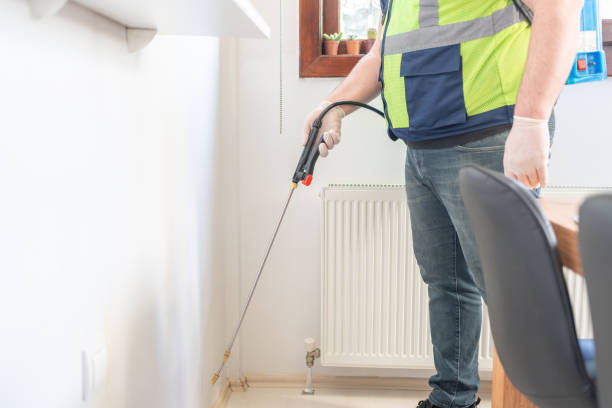 Best Exterminator Services  in Waynesboro, PA